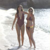 bañador y bikini marron